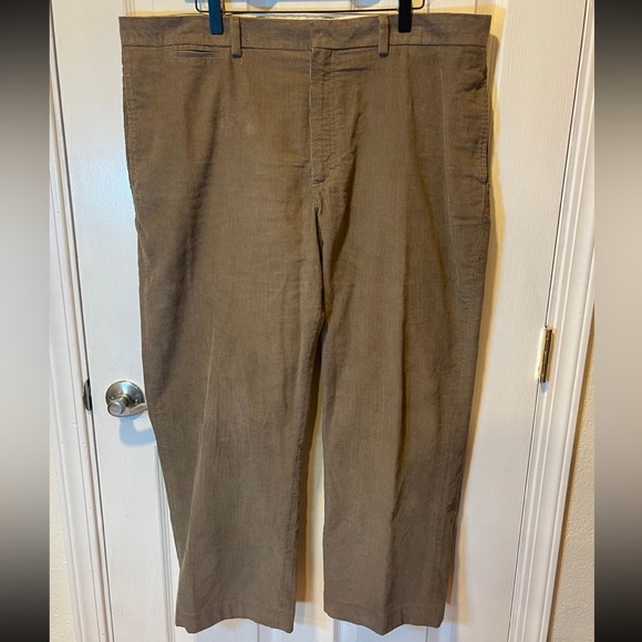 L.L. Bean Classic Fit Men's Corduroy Brown Tan Pants size 40 - Picture 1 of 4